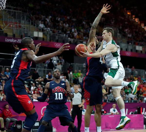 防守回合更 防守回合更