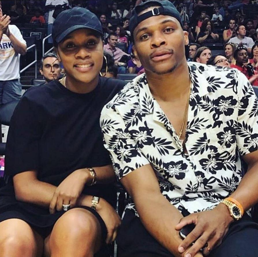 与高强度背 与高强度背