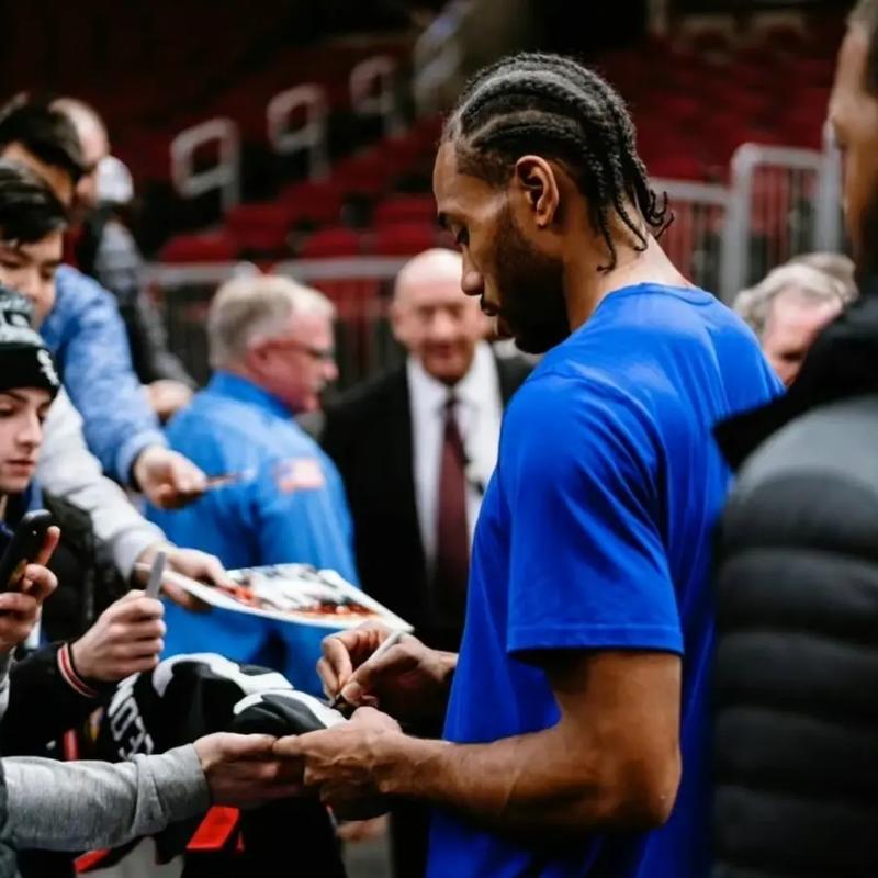 那不勒斯的 那不勒斯的