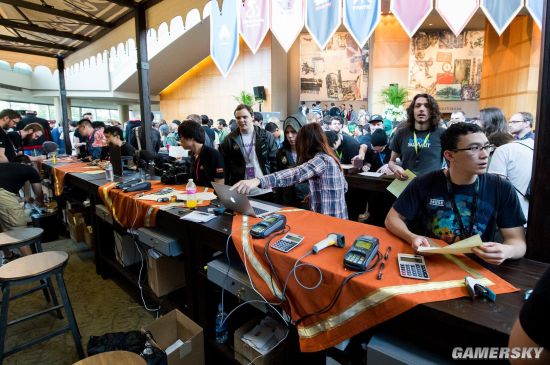 拍照当天身 拍照当天身